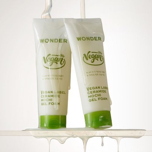 TONYMOLY Wonder Vegan Label Ceramide Mochi Gel Foam 180g