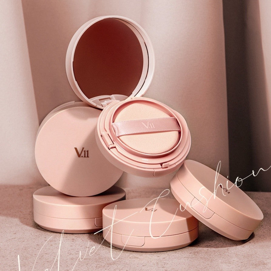 Village 11 Factory Long Lasting Velvet Cushion 15g SPF 50+ PA+++