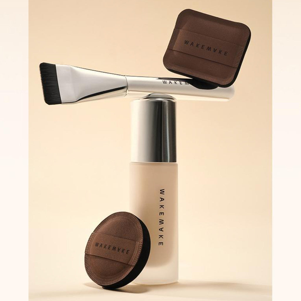 WAKEMAKE Spatula Wide/Puff Fit Foundation Brush