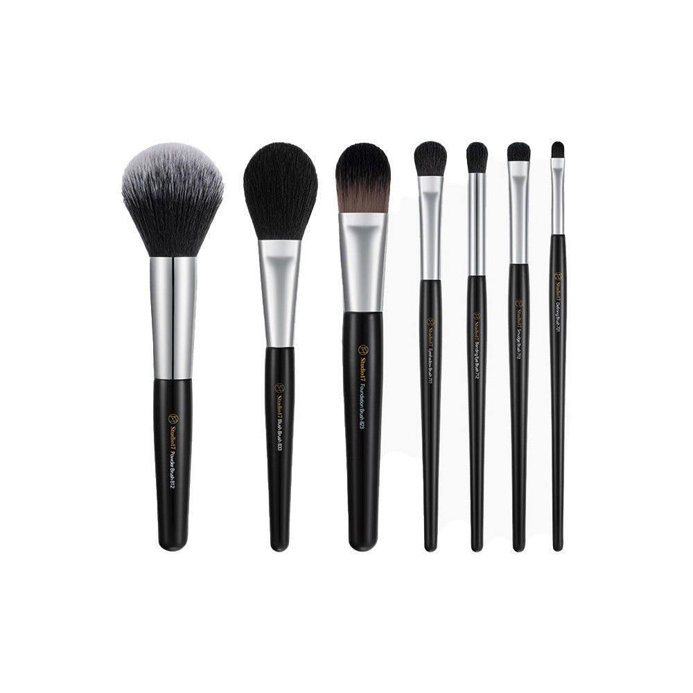 Studio 17 Makeup Starter Set