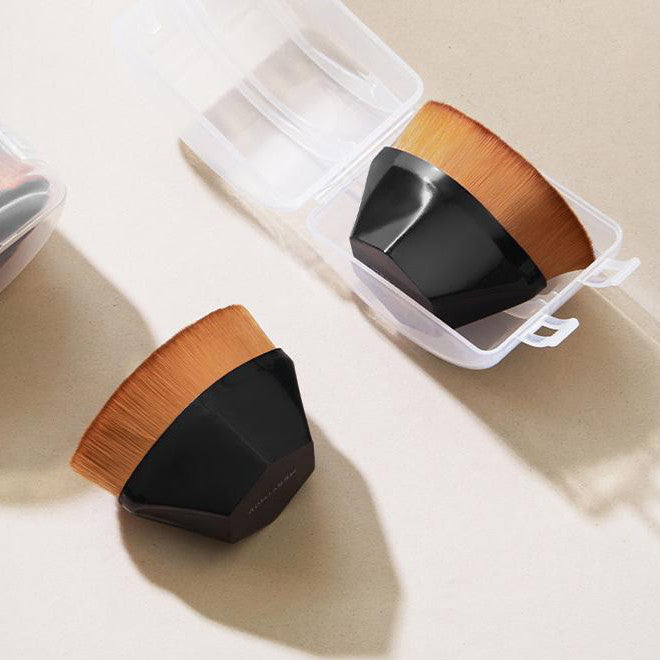 MERYTHOD soft foundation brush
