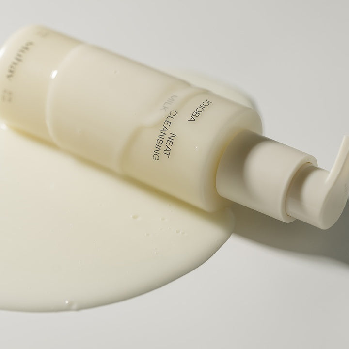 Muhav Jojoba Neat Cleansing Milk 200ml